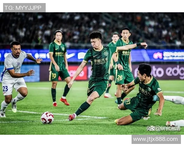 鹿角鹿岛迎战上海上港争夺中超联赛关键三分之战