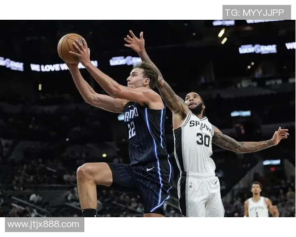 2018年12月20日马刺对阵魔术精彩比赛录像回顾与分析