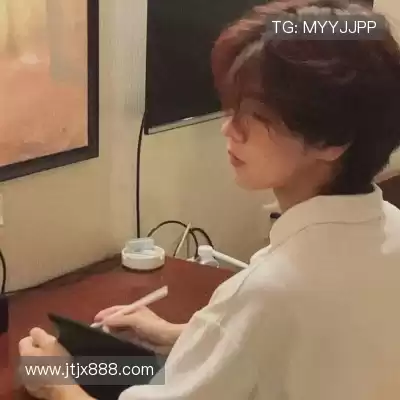 成菲笛